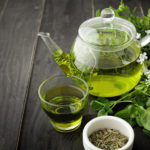 gewichtscontrole en afvallen met groene thee op een gezonde manier